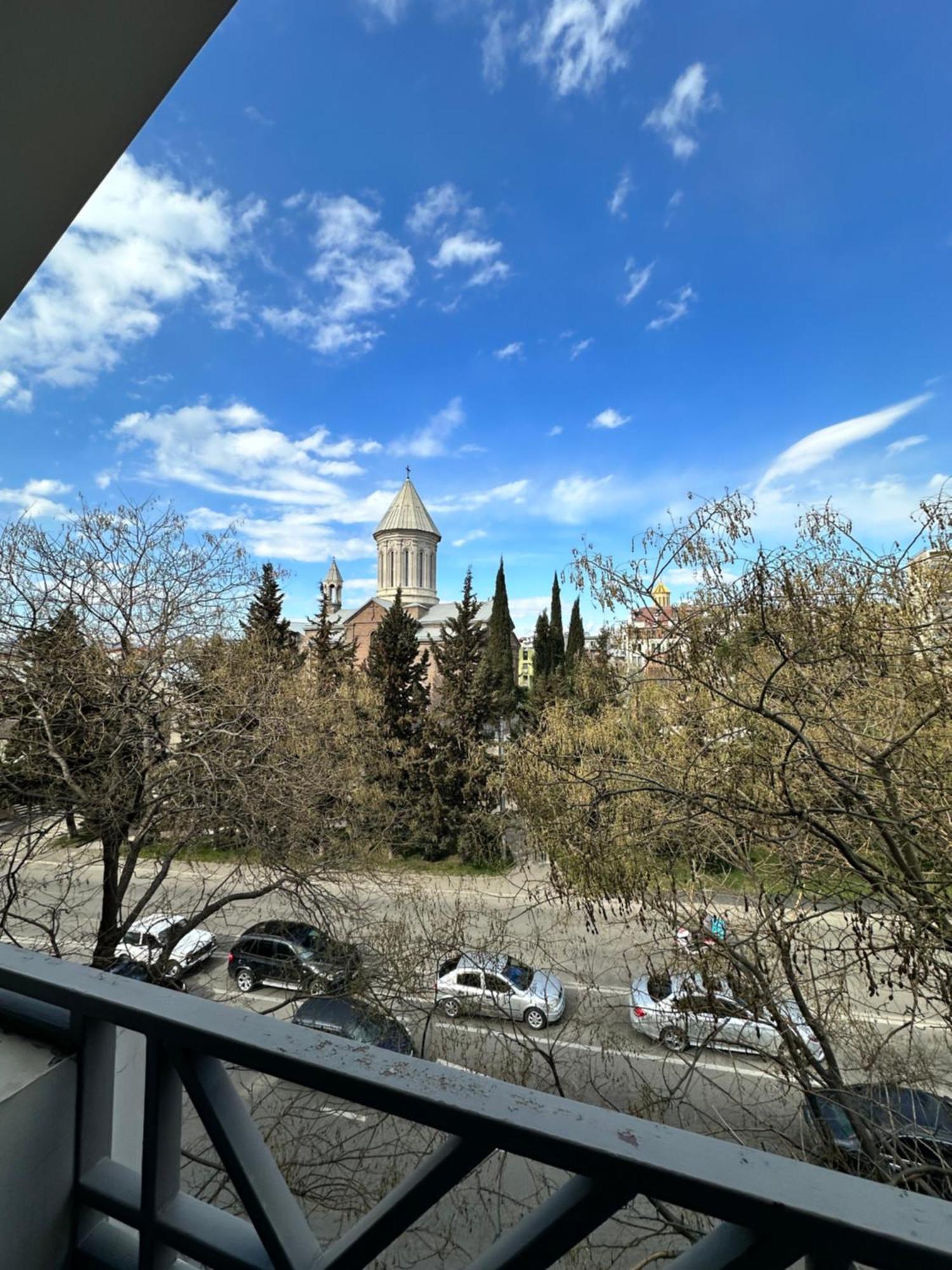 Hotel Lile Tbilisi Exteriör bild